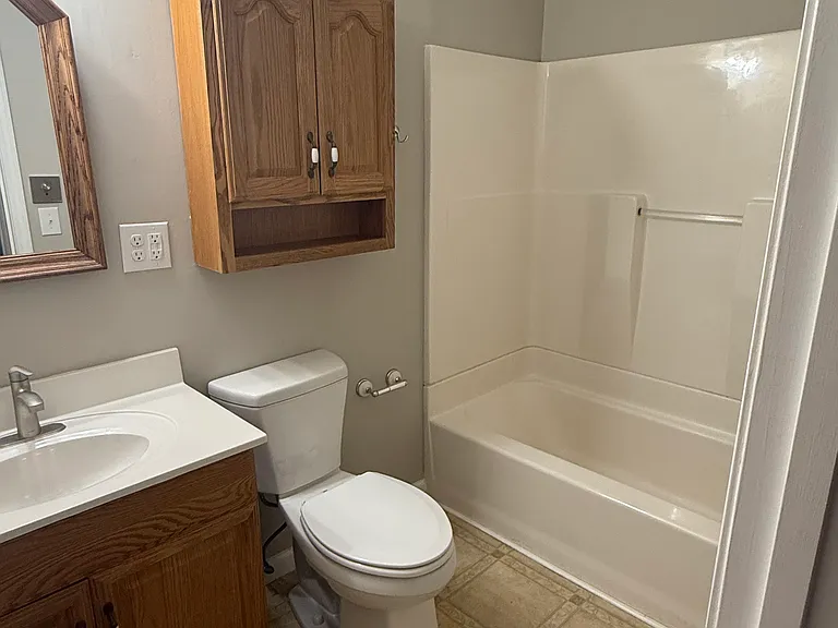 621 Black Forest Dr — Photo 7