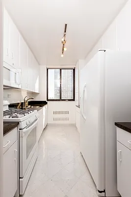 Rented by Mirador Real Estate | media 34