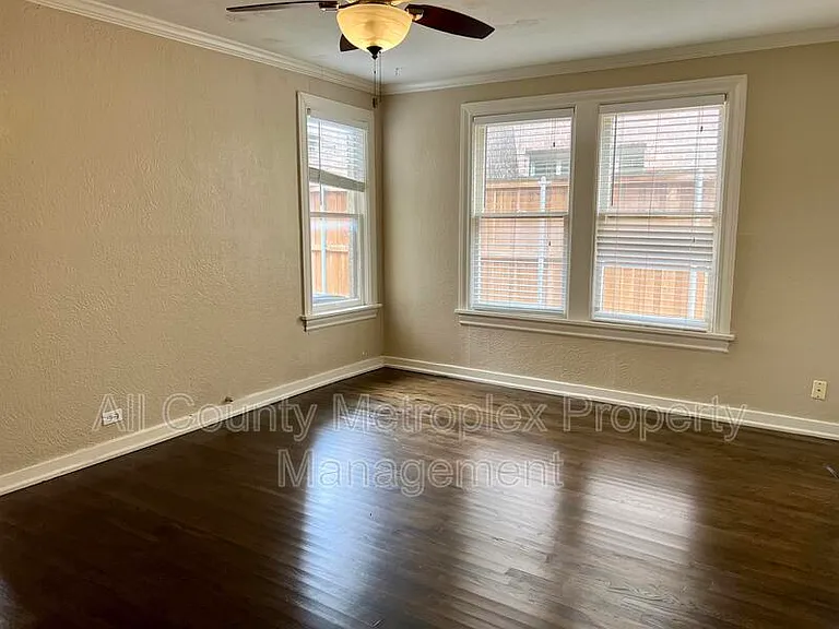 6355 Velasco Ave — Photo 5