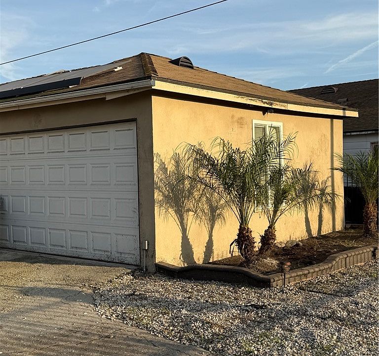 1st image of 1608 N Grape Ave