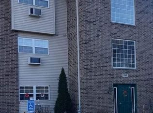 340 Cunat Blvd, Richmond, IL 60071