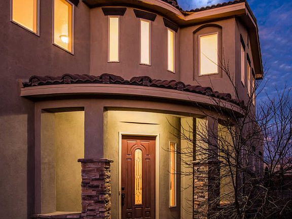 3rd image of 908 Cristanos Dr