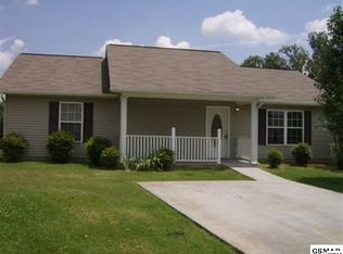 1206 Turf Way, Sevierville, TN 37876