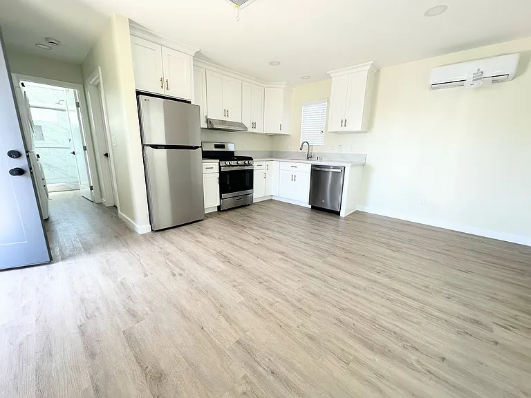 1440 Gundry Ave #A — Photo 1