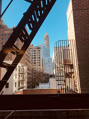 Rented by Metropolis Real Estate of Manhattan | media 5