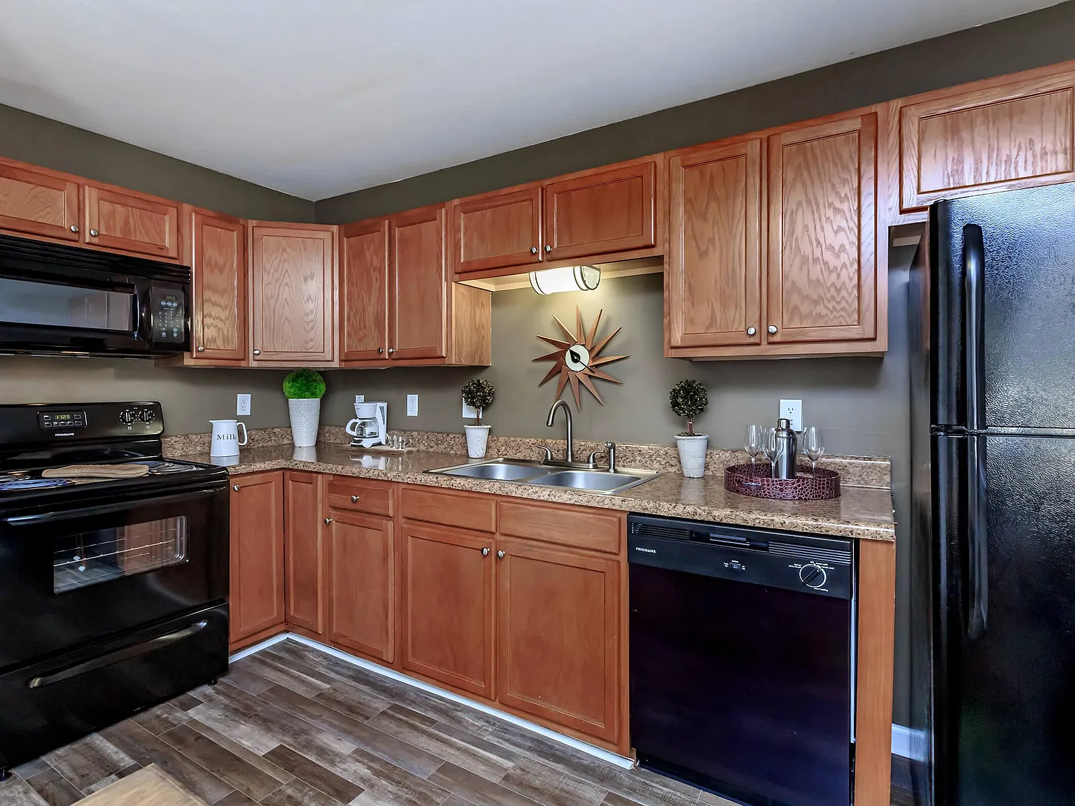 Bluff View at Northside Apartments — Photo 4