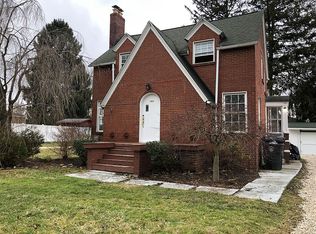 1022-1024 Brittain Rd, Akron, OH 44305