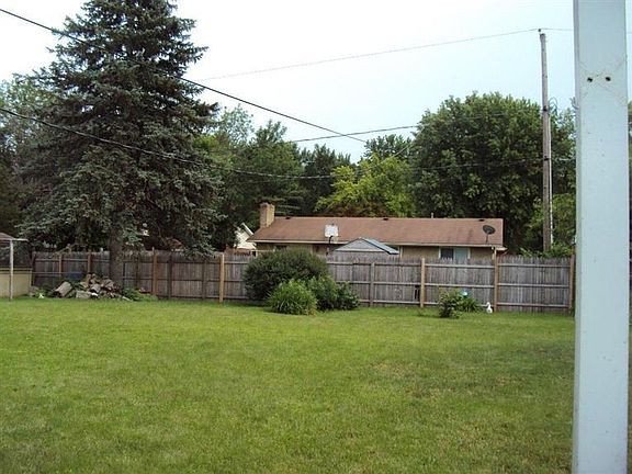 5th image of 402 Cherrywood Dr