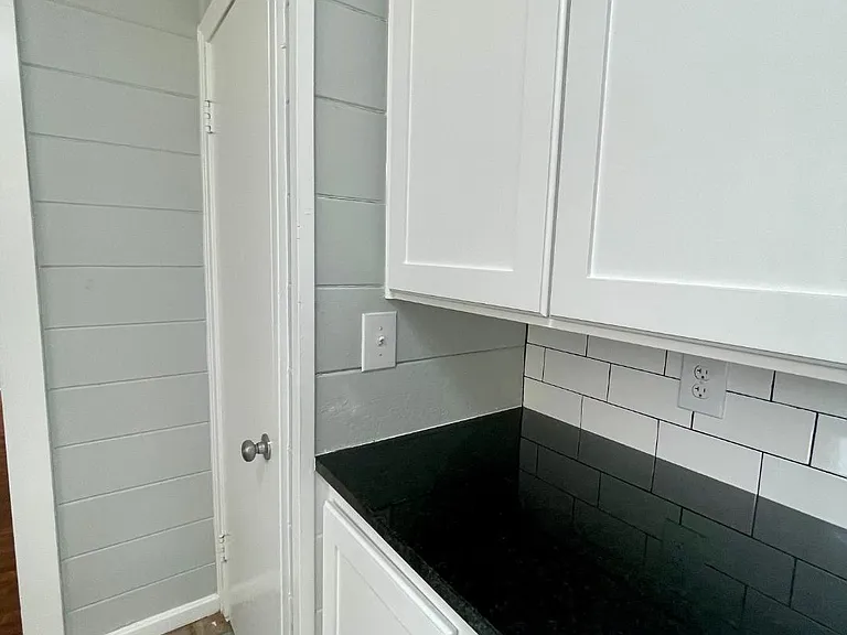 201 Jewel Dr — Photo 10