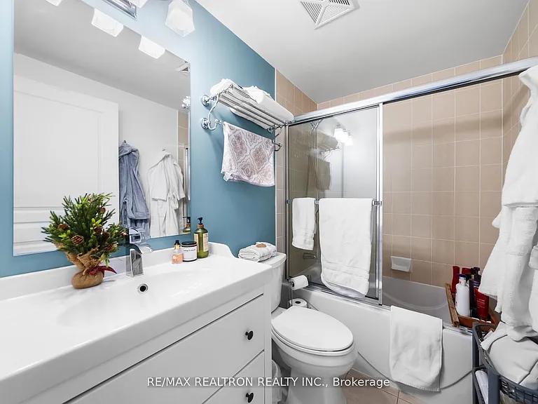 2230 Lake Shore Blvd S #2008 — Photo 26
