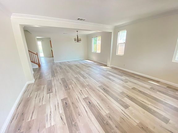 3rd image of 6807 Highland Dr