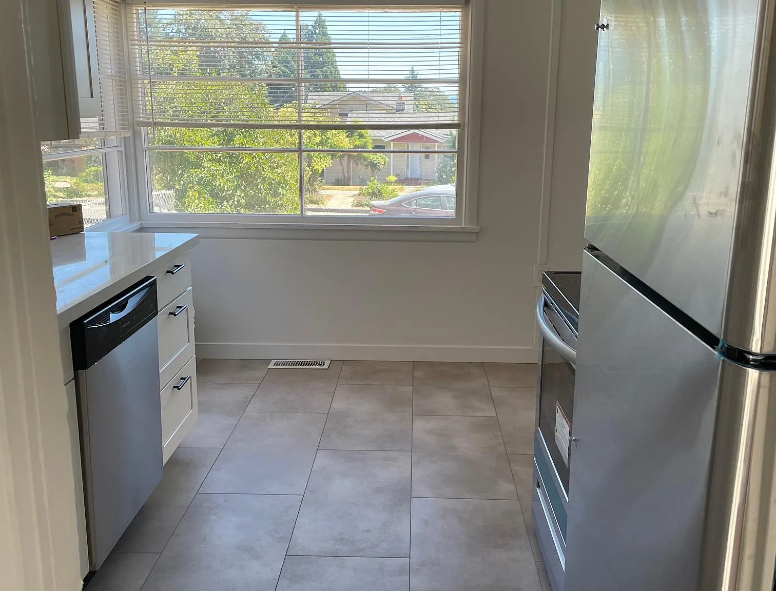7945 34th Ave SW — Photo 4