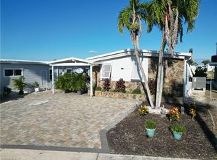 17831 Eglantine Ln, Fort Myers Beach, FL 33931