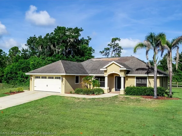 4515 Medina Way, Sebring, FL 33875