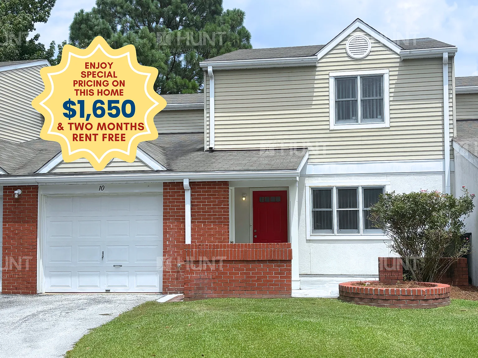 3 bed, 2.5 bath, 1621 sqft, $1,650 — Photo 1