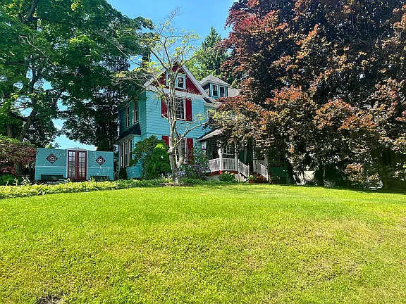 1454 Ridge Ave — exterior photo