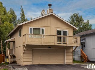 1956 Commodore Dr, Anchorage, AK 99507