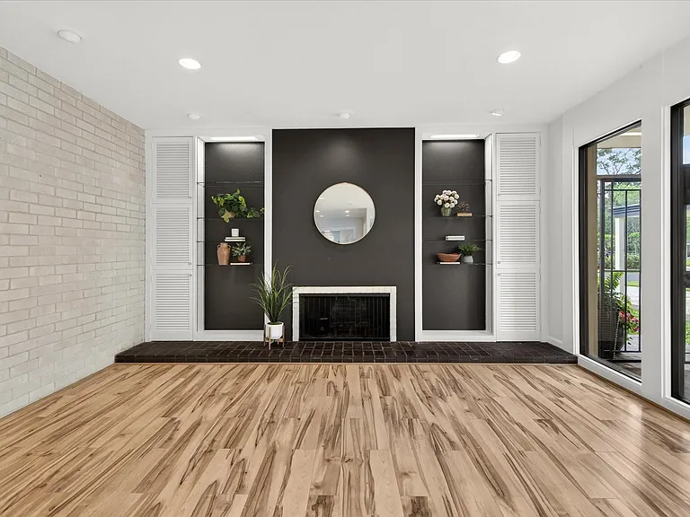147 Valley Dr — Photo 12