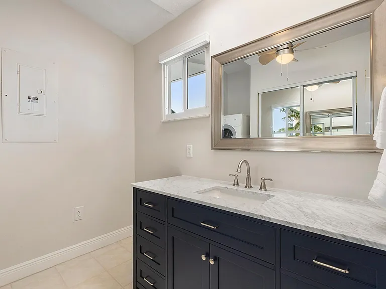 257 Benjamin Franklin Dr — Photo 18