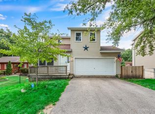 10 1/2 Woodland Ave, Fox Lake, IL 60020