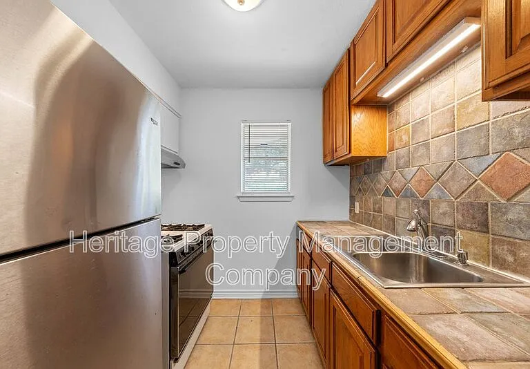 4942 Driskill St — Photo 10