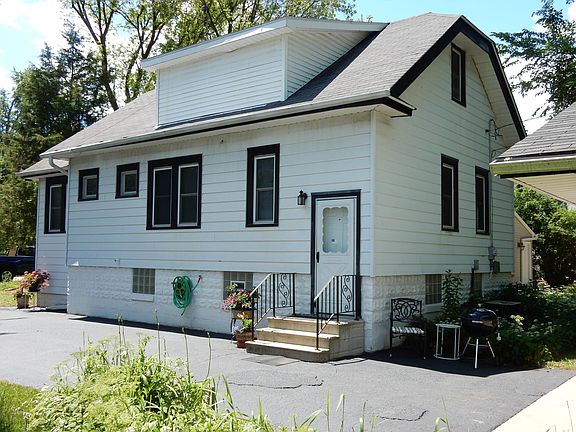 3rd image of 12520 W Meadow Ln