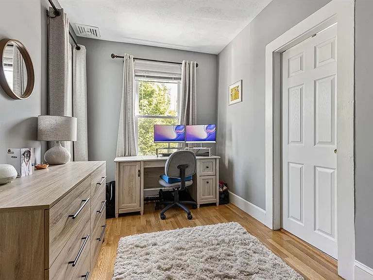 79 Alder St #2 — Photo 8