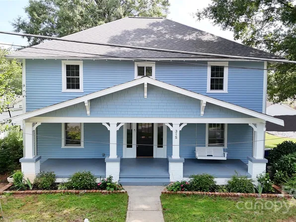 315 9th St SW, Conover, NC 28613