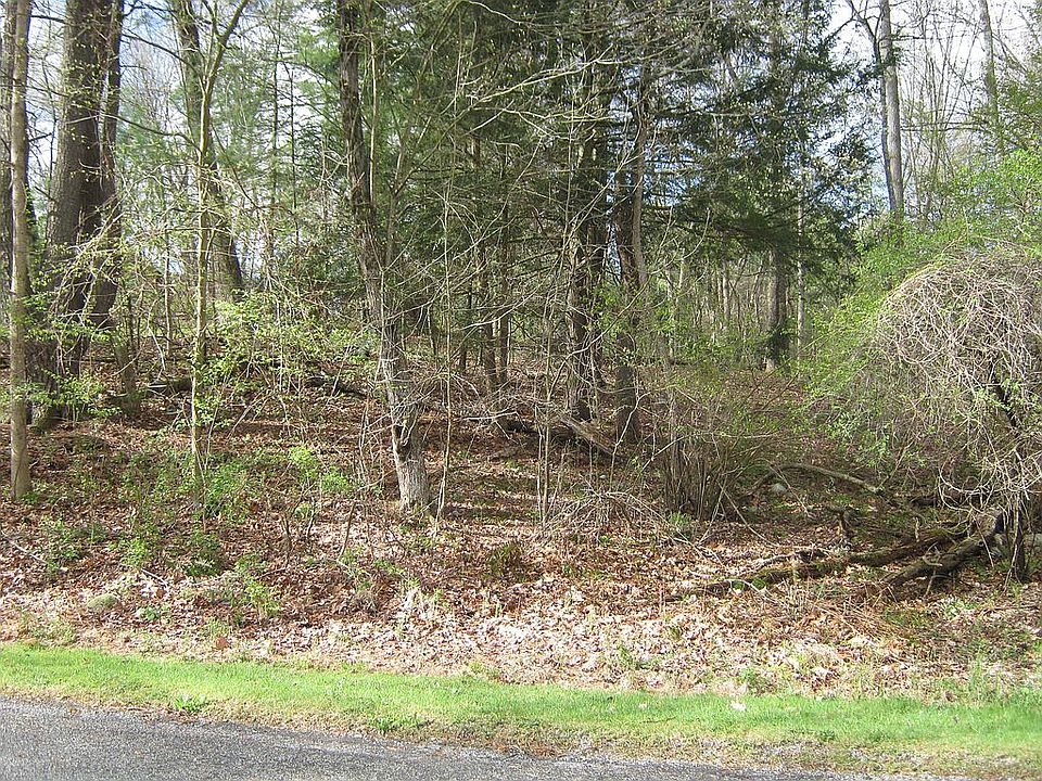 1st image of 9 Birchwood Dr