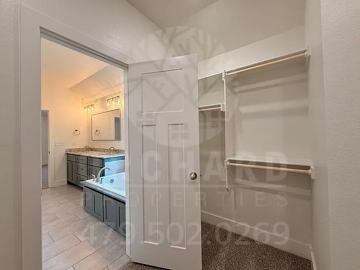 10 Ruthwell Dr — Photo 15