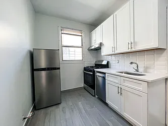Rented by Realty 2000 Corp