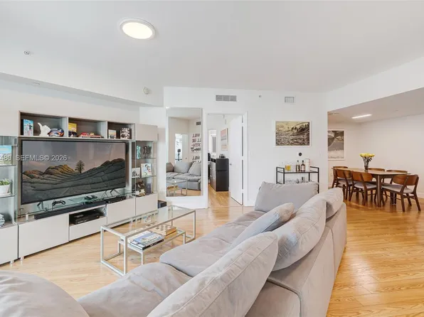 350 S Miami Ave APT 2104, Miami, FL 33130