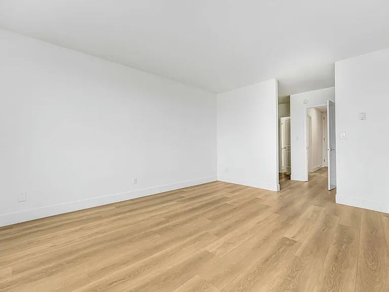 801 2nd Street — Photo 29