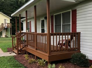 128 Redbud Ln, South Hill, VA 23970
