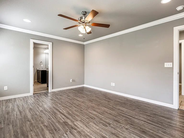 3712 SW Davinci Blvd — Photo 5
