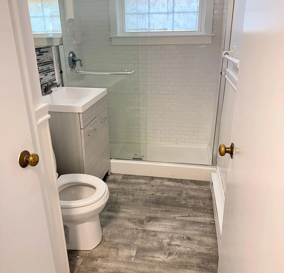 2 bed, 800 sqft, $2,200 — Photo 2