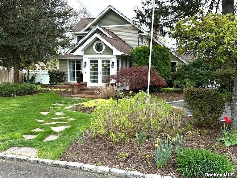 924 Maple Street, Bohemia, NY 11716 Zillow