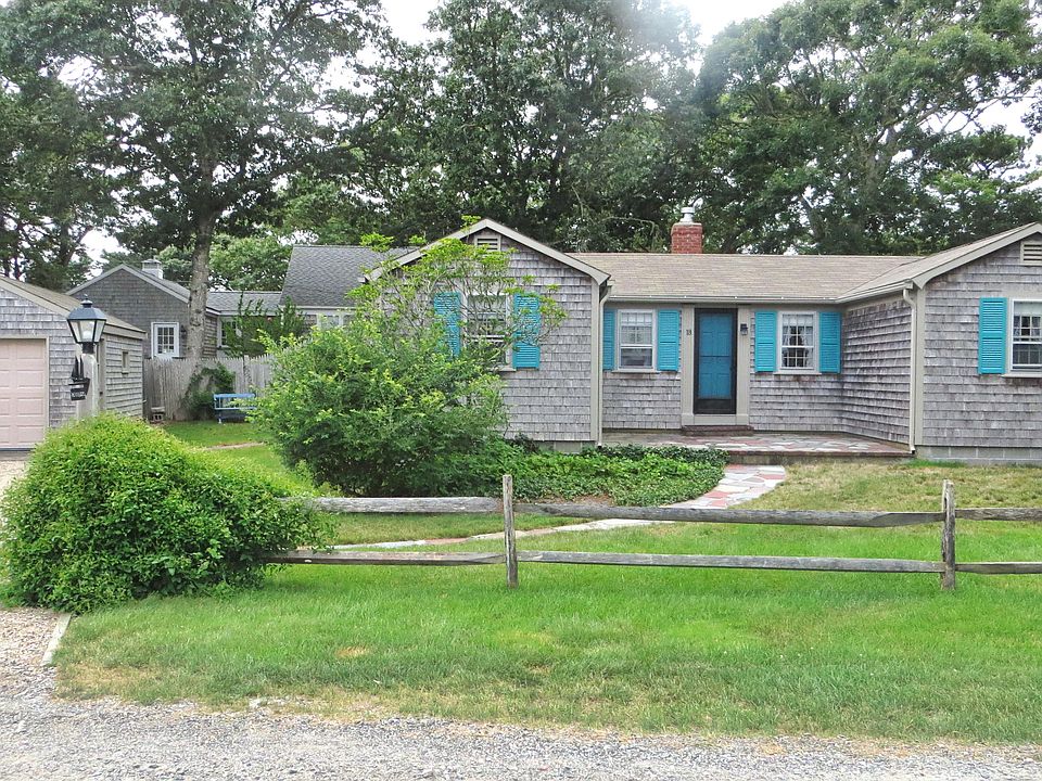 1st image of 18 Pine Needle Lane
