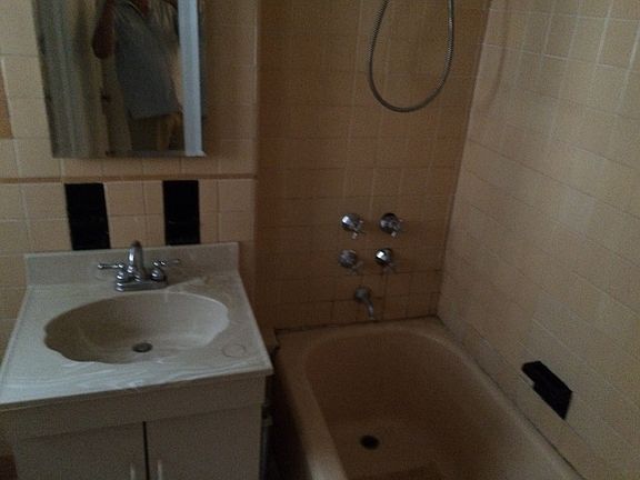 5th image of 11145 76th Dr APT E2