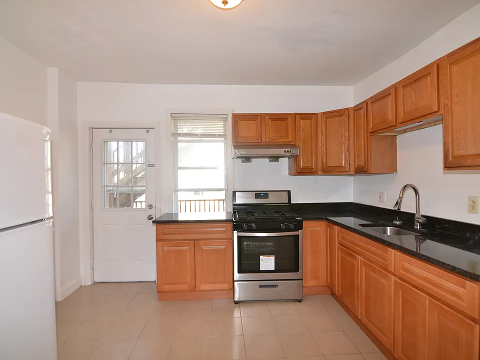 500 South St #1