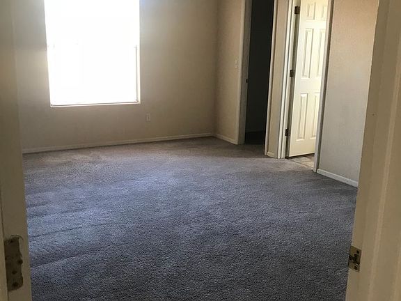 4th image of 3695 Malachite Ave