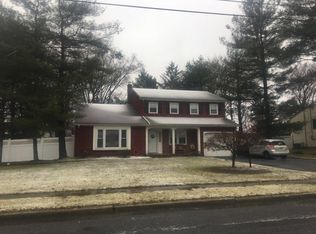 24 Vandere Linde Rd, Wayne, NJ 07470