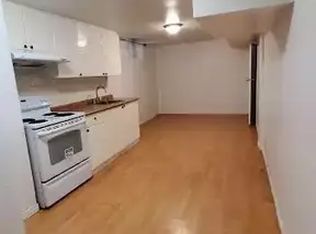 27 Lavron Ct #1A, Markham, ON L3S2R4