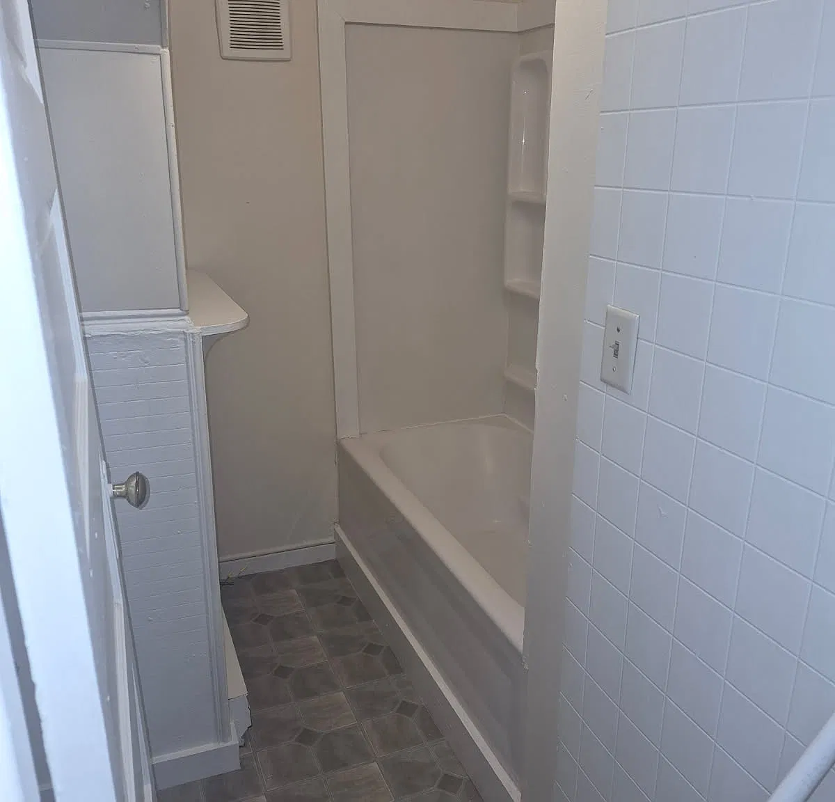 1 bed, 400 sqft, $775 — Photo 1