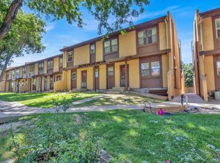 43 Glen Royal Dr UNIT J, Pueblo, CO 81005