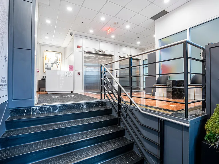 210 South St #3-4 — Photo 31