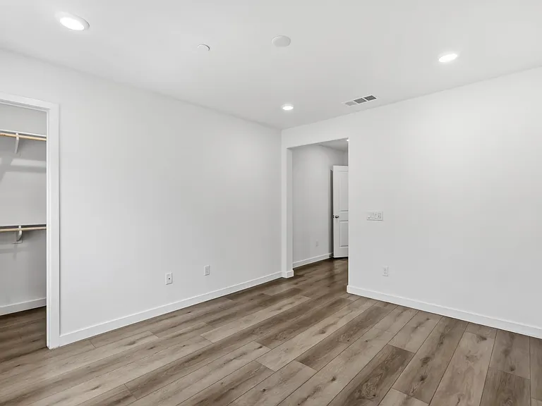 684 Panorama Ln — Photo 15