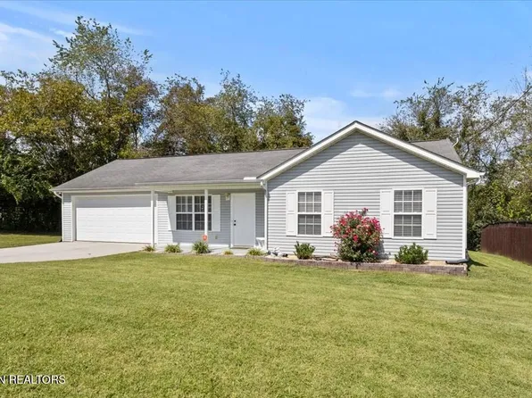 8907 John David Dr, Mascot, TN 37806