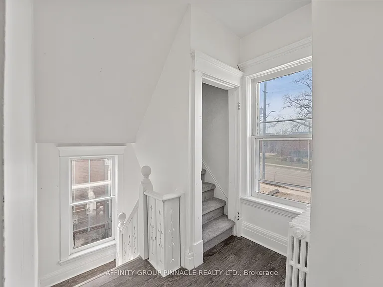 255 Kent St W #UPPER — Photo 11