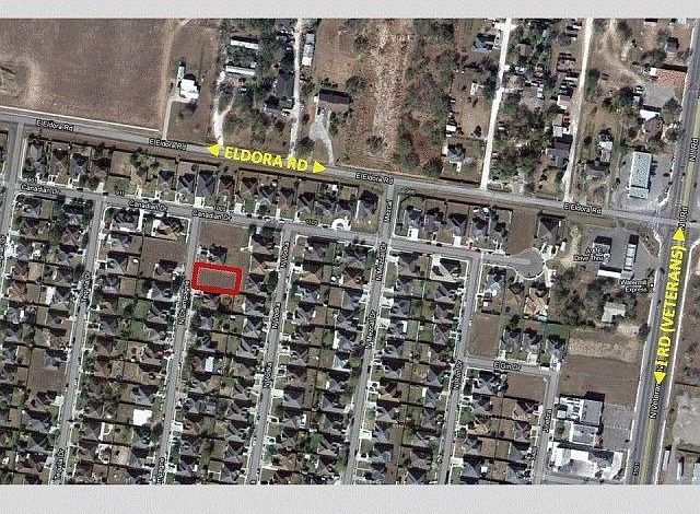 2nd image of 3600 N Champagne Dr
